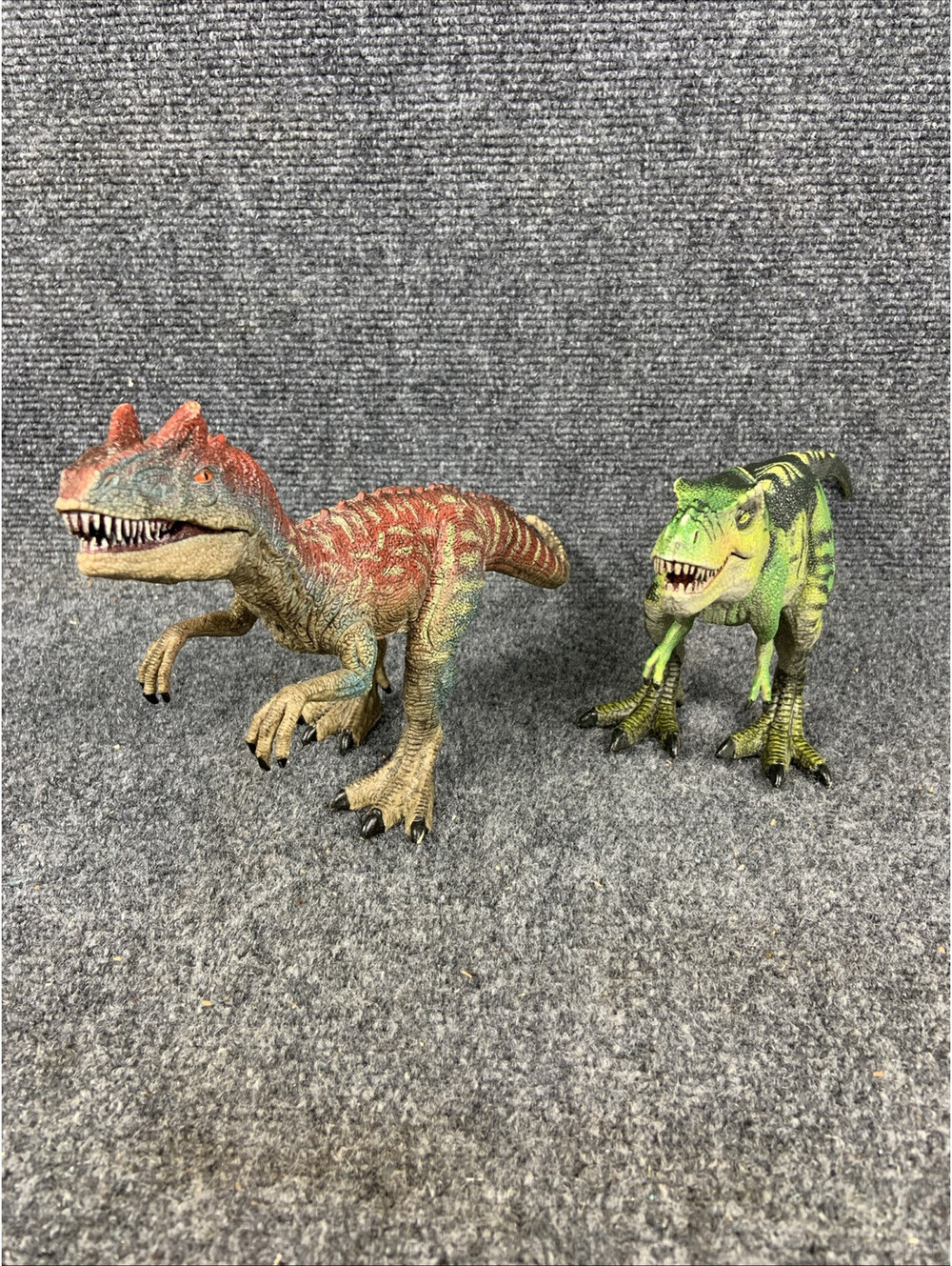 Lot of 2 Allosaurus Tyrannosaurus Dinosaur Figures WM84495 TM04-0321 Mouth Opens